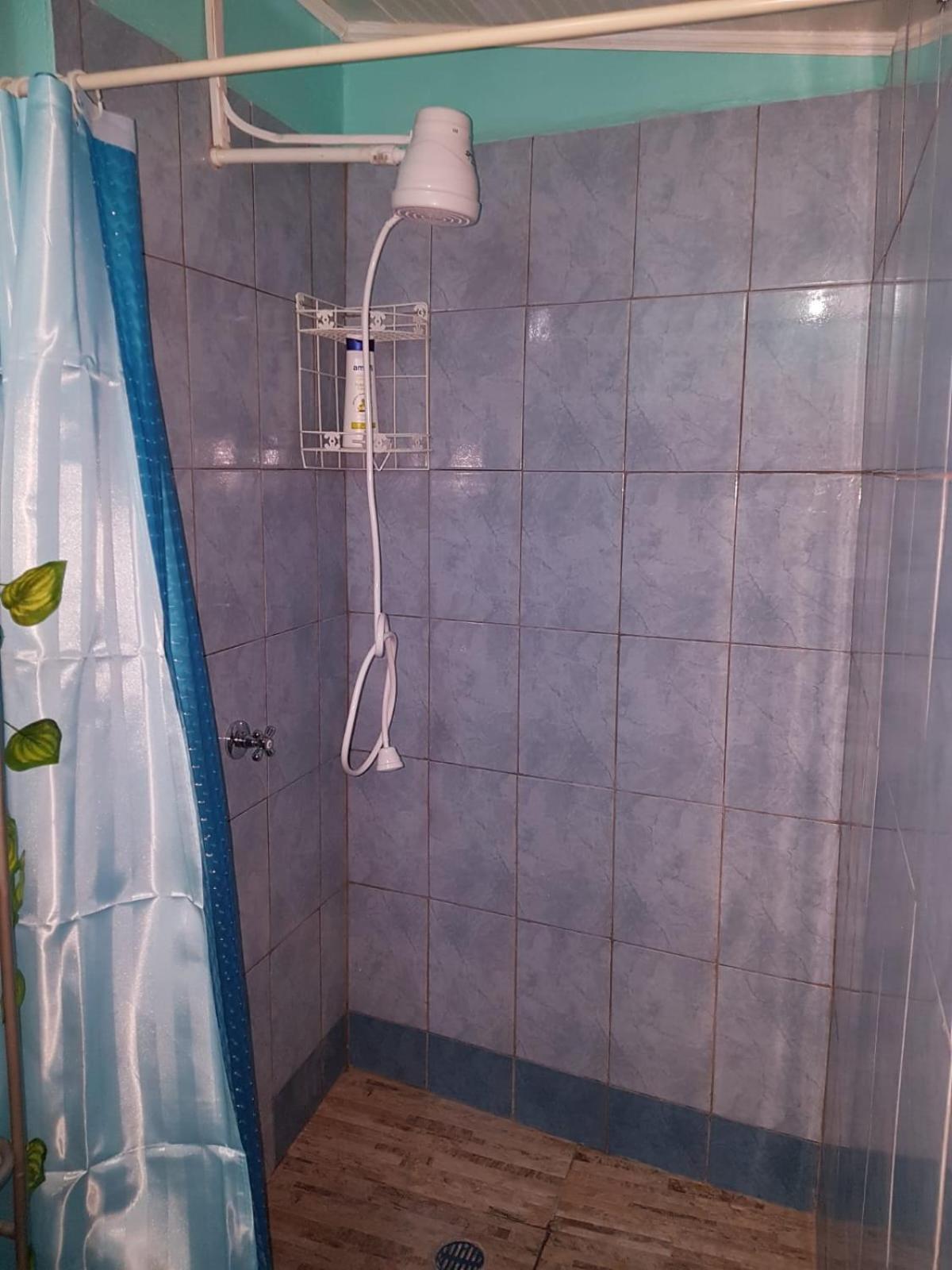 Salz Cozy Inn 罗索 外观 照片