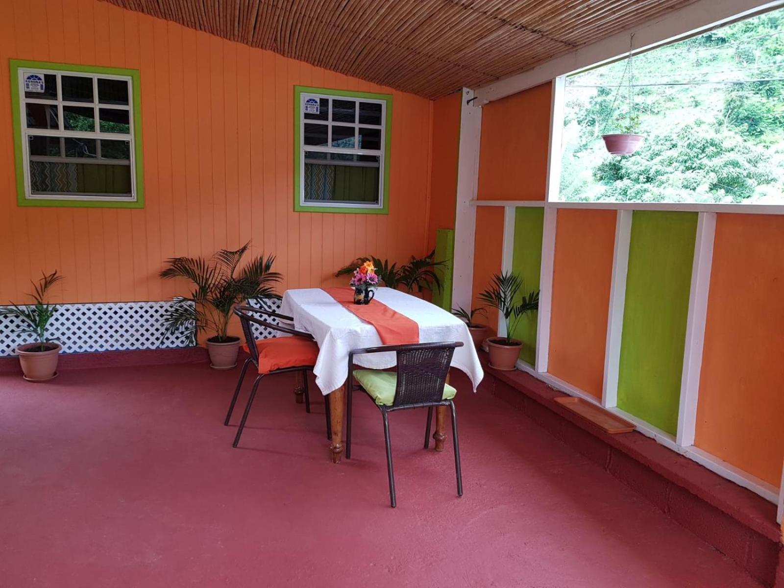 Salz Cozy Inn 罗索 外观 照片